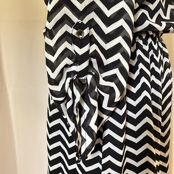 ❤️3/$15❤️ Lined Mini Dress - Picture 5 of 16